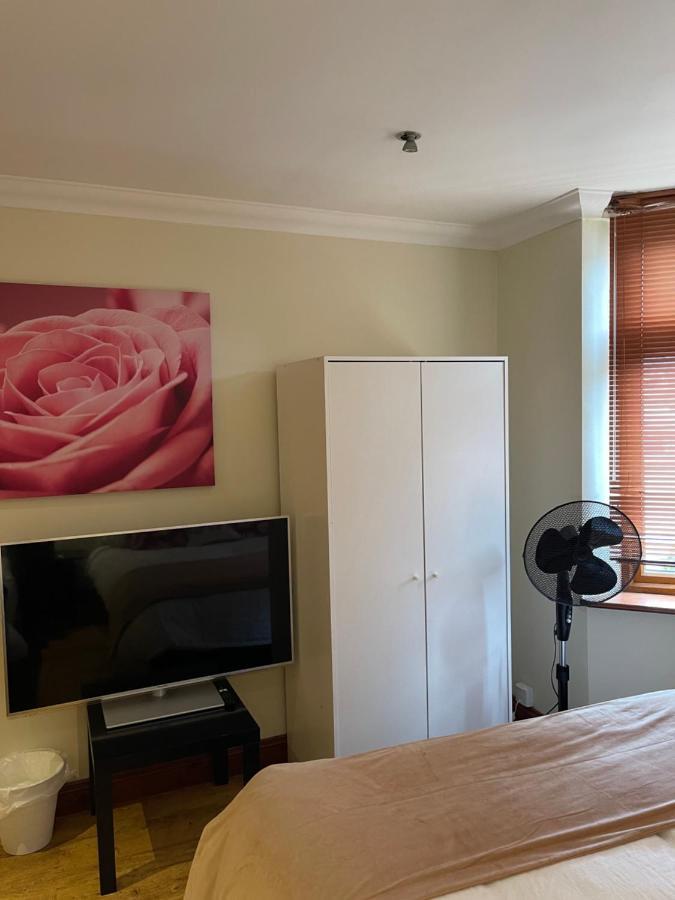 Hotel Shared House On Southmead Bristol Esterno foto