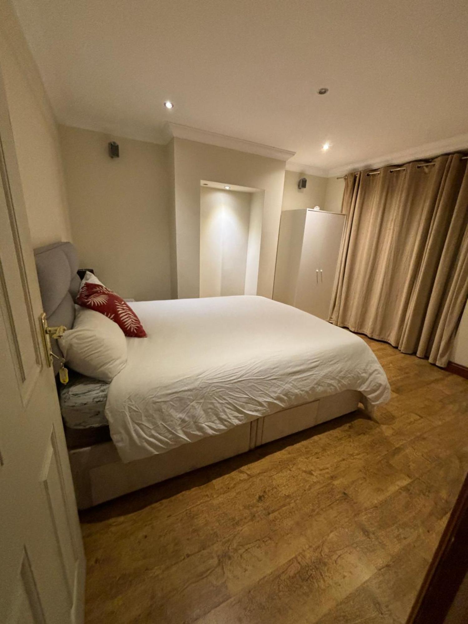 Hotel Shared House On Southmead Bristol Esterno foto